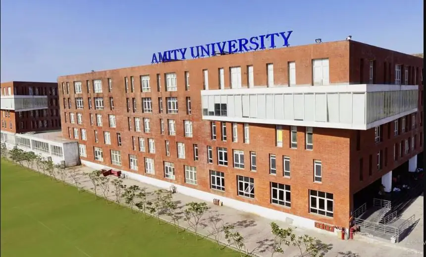 Amity School of Fashion Technology Noida, top fashion design college near Delhi 2025.